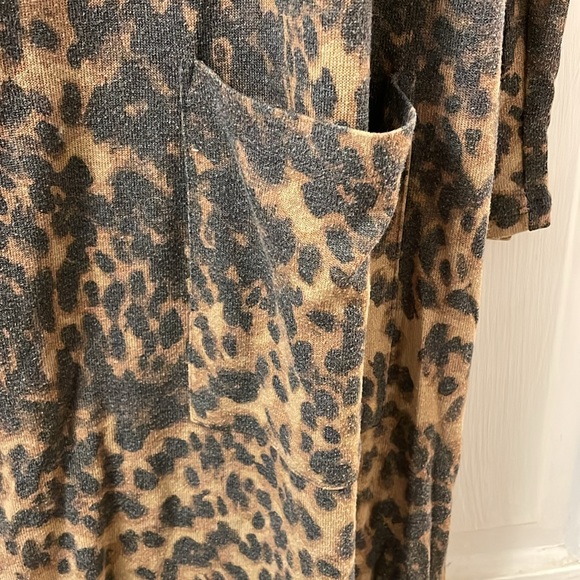 Long lightweight cardigan - Picture 3 of 3